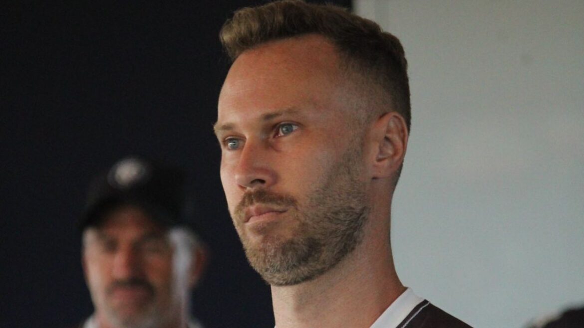 clube-muda-de-tecnico-apos-um-jogo-e-eliminacao-no-paranaense