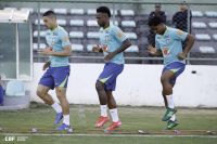 bruno-guimaraes-desabafa-sobre-corte-de-neymar-na-selecao:-“grande-perda”